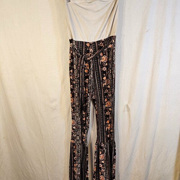 Full Circle Trends Jump Suit -- ITEM #2013 - Picture 1 of 2